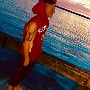 Meet your Posher, Jonathan